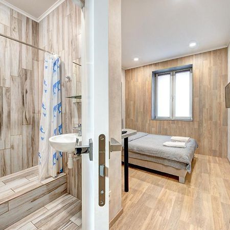 קייב 1 Room Apartment Near National Circus מראה חיצוני תמונה